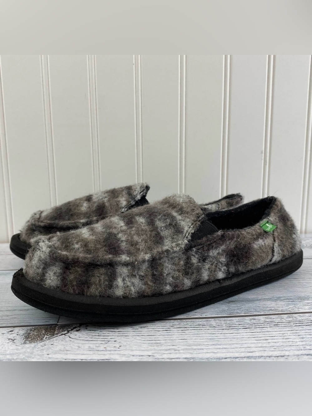 Sanuk Boys Slip Onā Sidewalk Surfers Faux
Fur Calichill Size 5